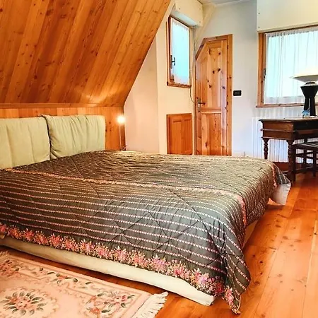Apartment Hostdomus - Rooftop Sestriere